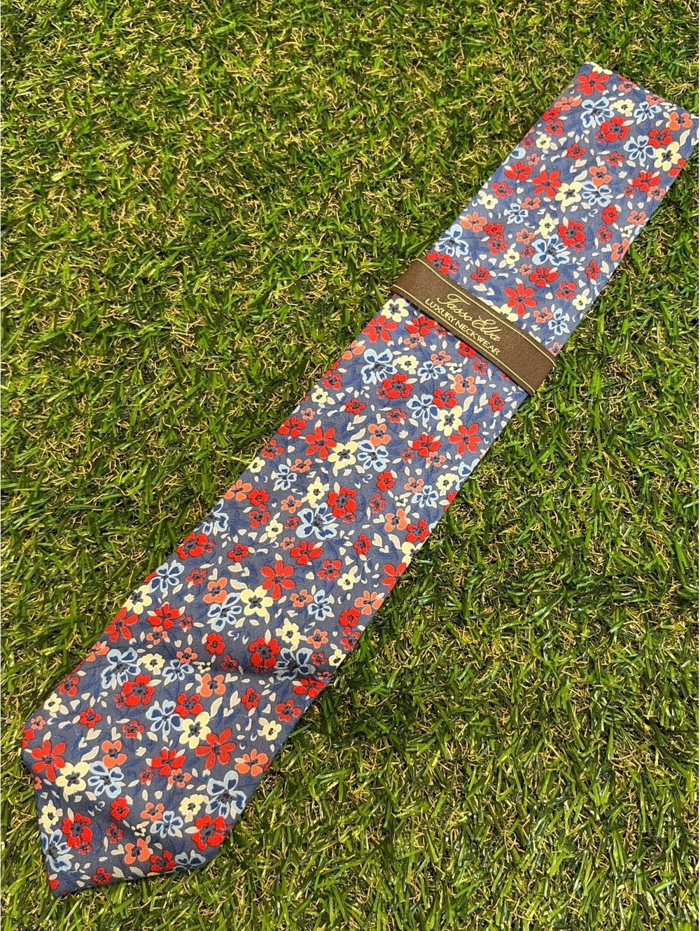 Tasso Elba Luxury Neckwear Floral Tie - One Size